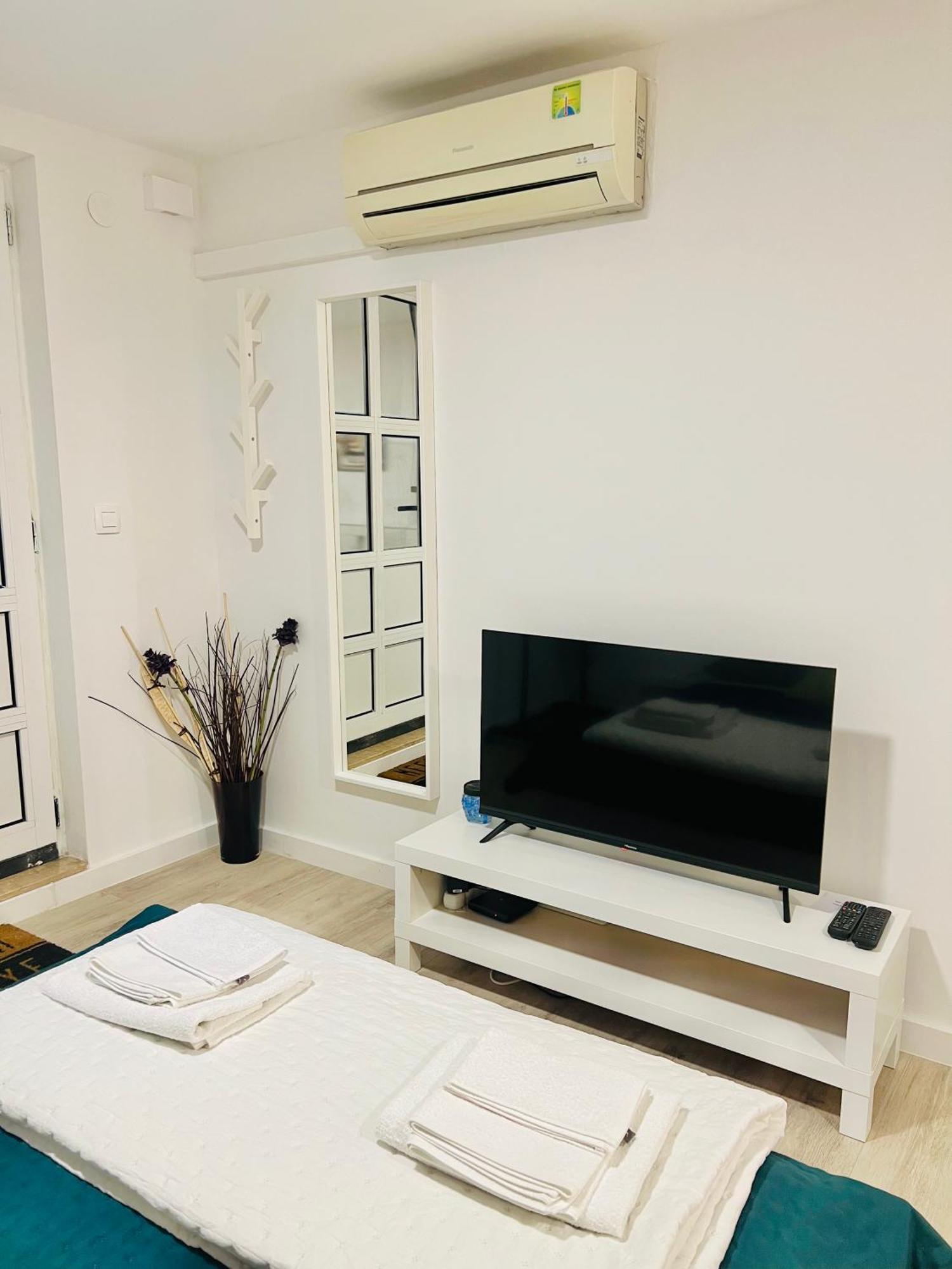 Central Moon Apartment No.2 Spalato Esterno foto